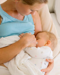 Las proteínas de la leche materna son las más recomendables para la alimentación del bebé